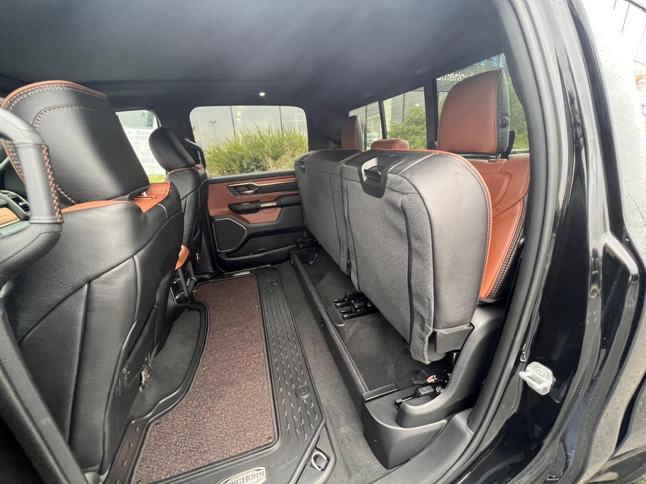DODGE RAM 1500 CREW LONGHORN AIR RAMBOX
