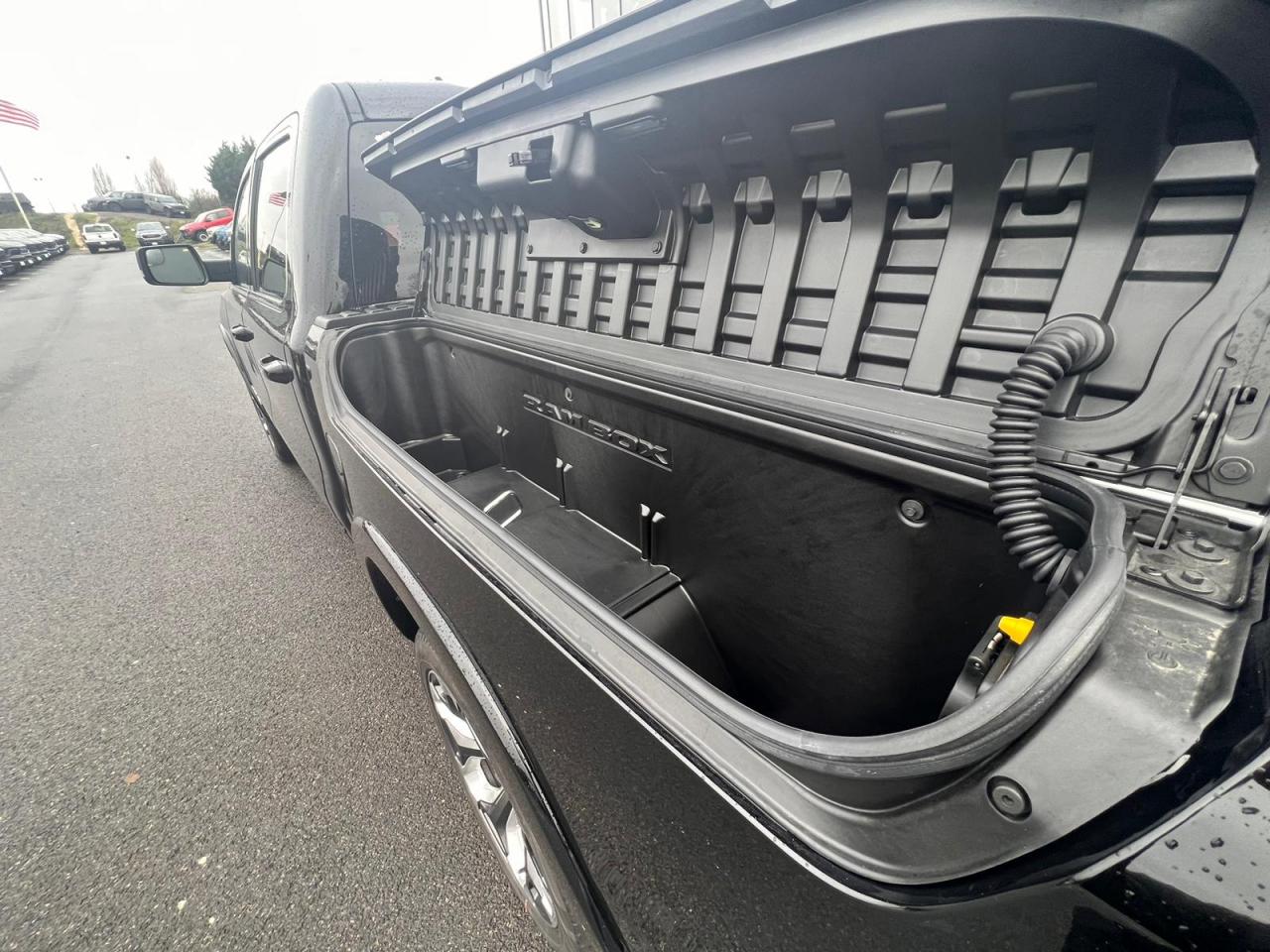 DODGE RAM 1500 CREW LONGHORN AIR RAMBOX