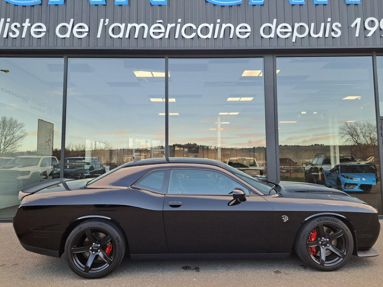 DODGE CHALLENGER HELLCAT V8 6.2L