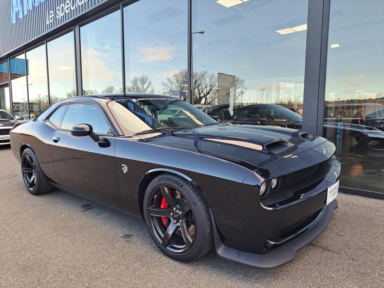 DODGE CHALLENGER HELLCAT V8 6.2L