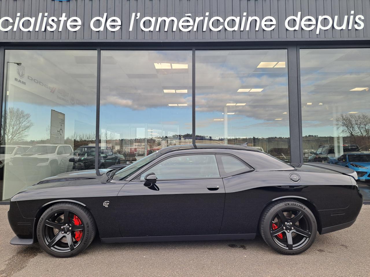 DODGE CHALLENGER HELLCAT V8 6.2L