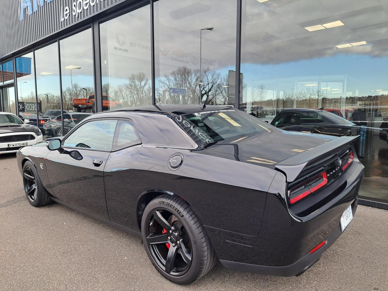 DODGE CHALLENGER HELLCAT V8 6.2L