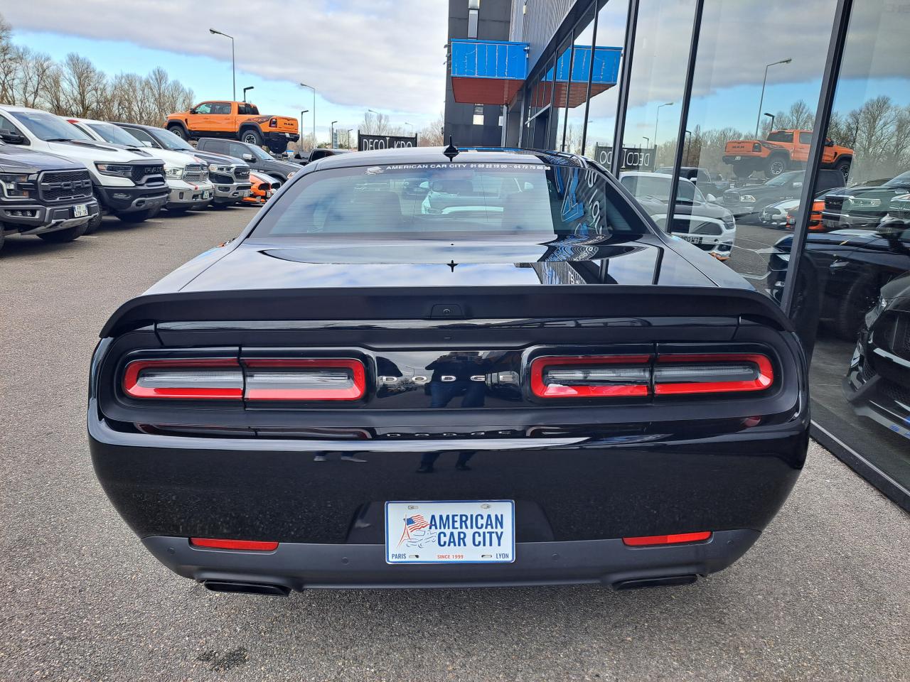 DODGE CHALLENGER HELLCAT V8 6.2L