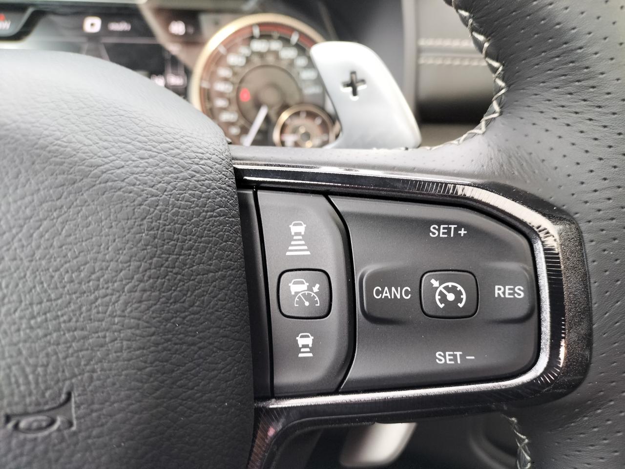 DODGE RAM 1500 CREW CAB TRX 6.2L V8