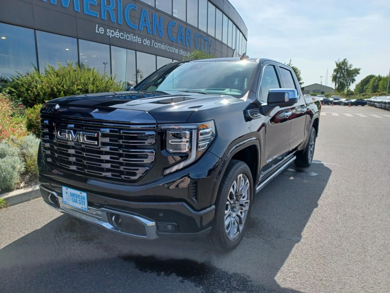 GMC Sierra Crewcab Denali Ultimate Edition V8 6.2L