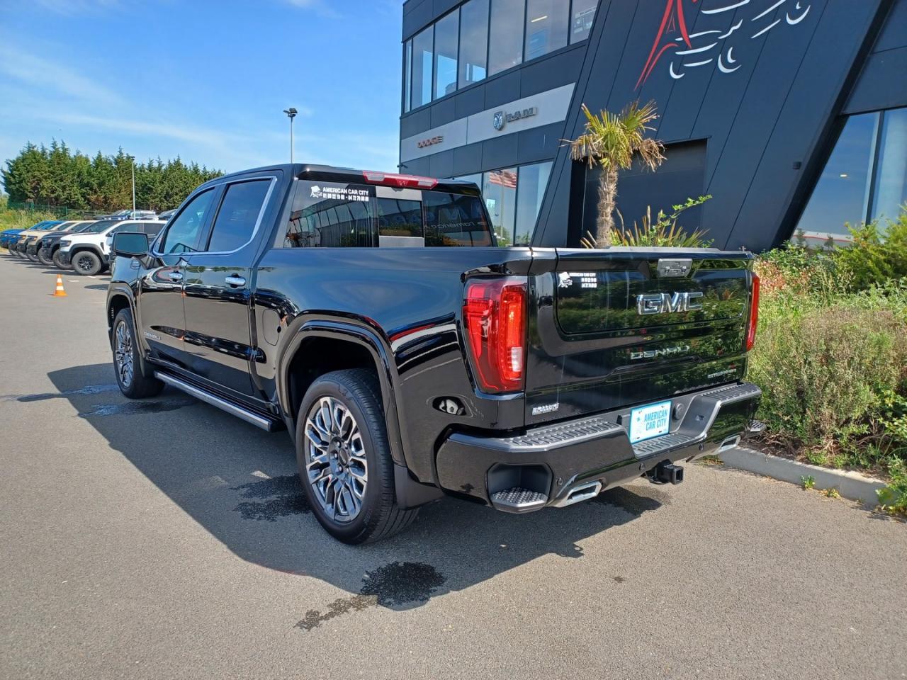 GMC Sierra Crewcab Denali Ultimate Edition V8 6.2L