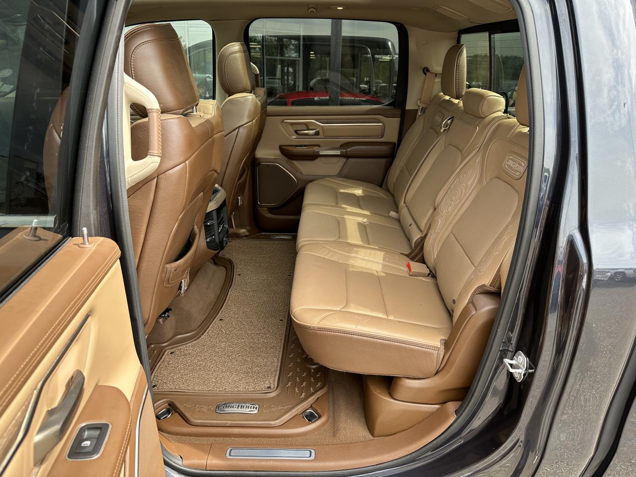DODGE RAM 1500 CREW LONGHORN