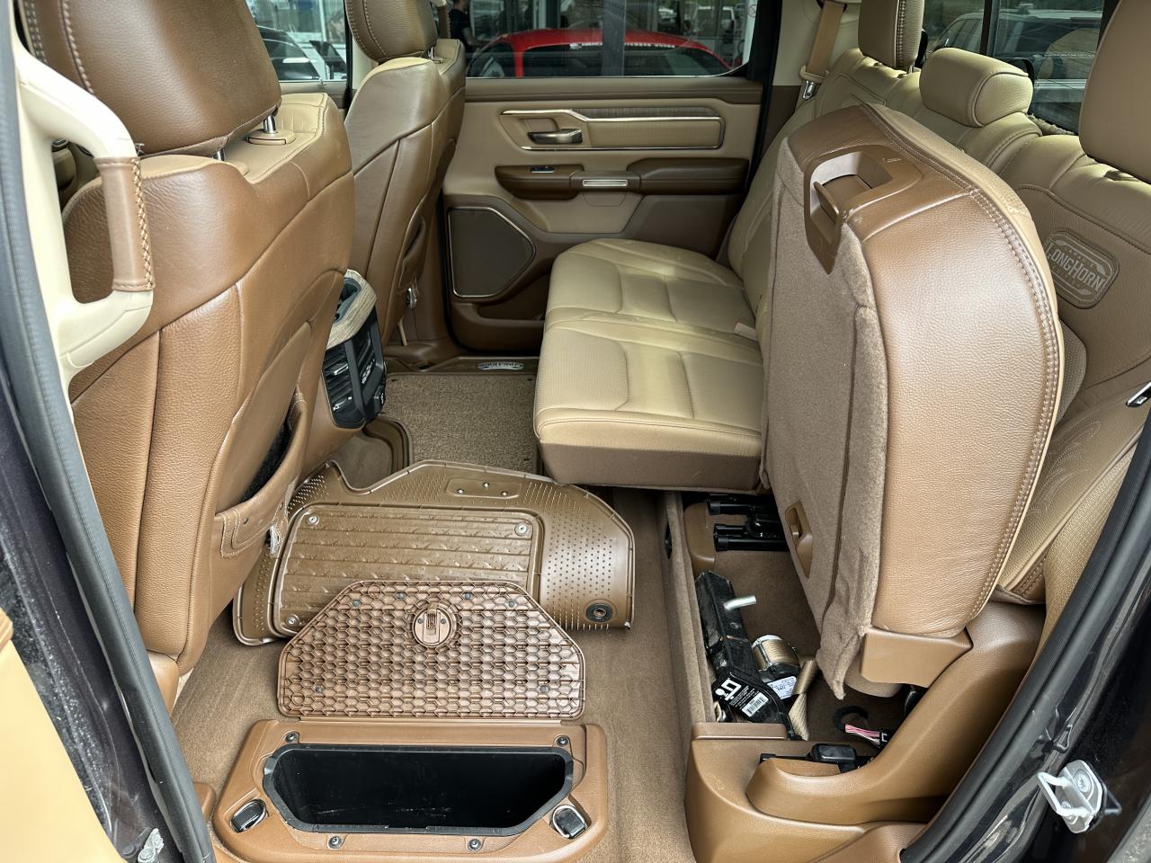 DODGE RAM 1500 CREW LONGHORN