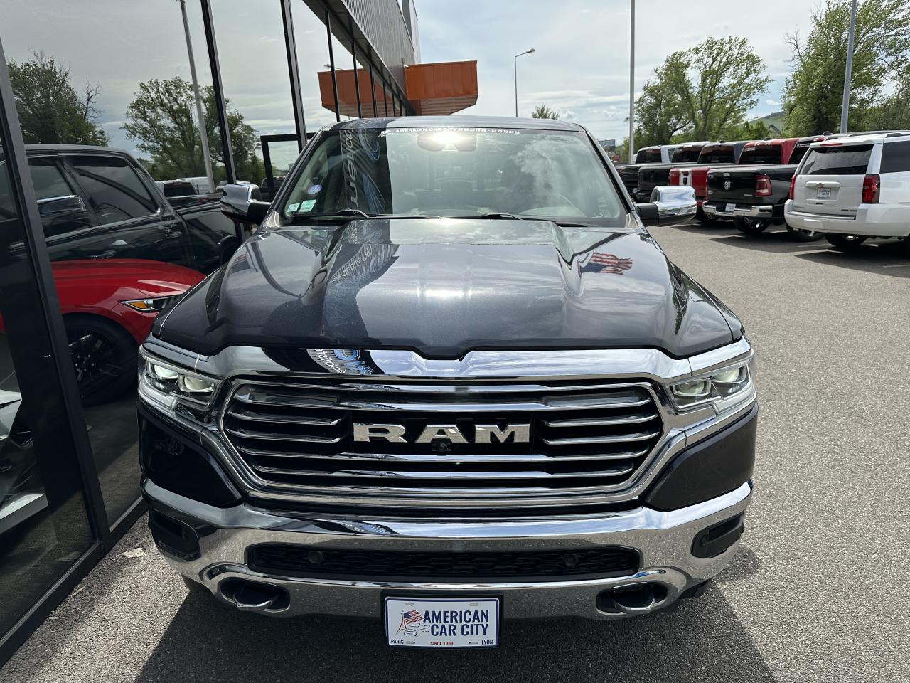 DODGE RAM 1500 CREW LONGHORN