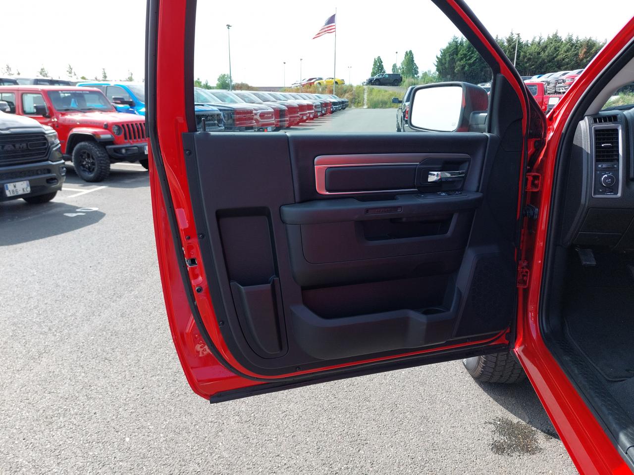 DODGE RAM 1500 REGULAR CAB TRADESMAN