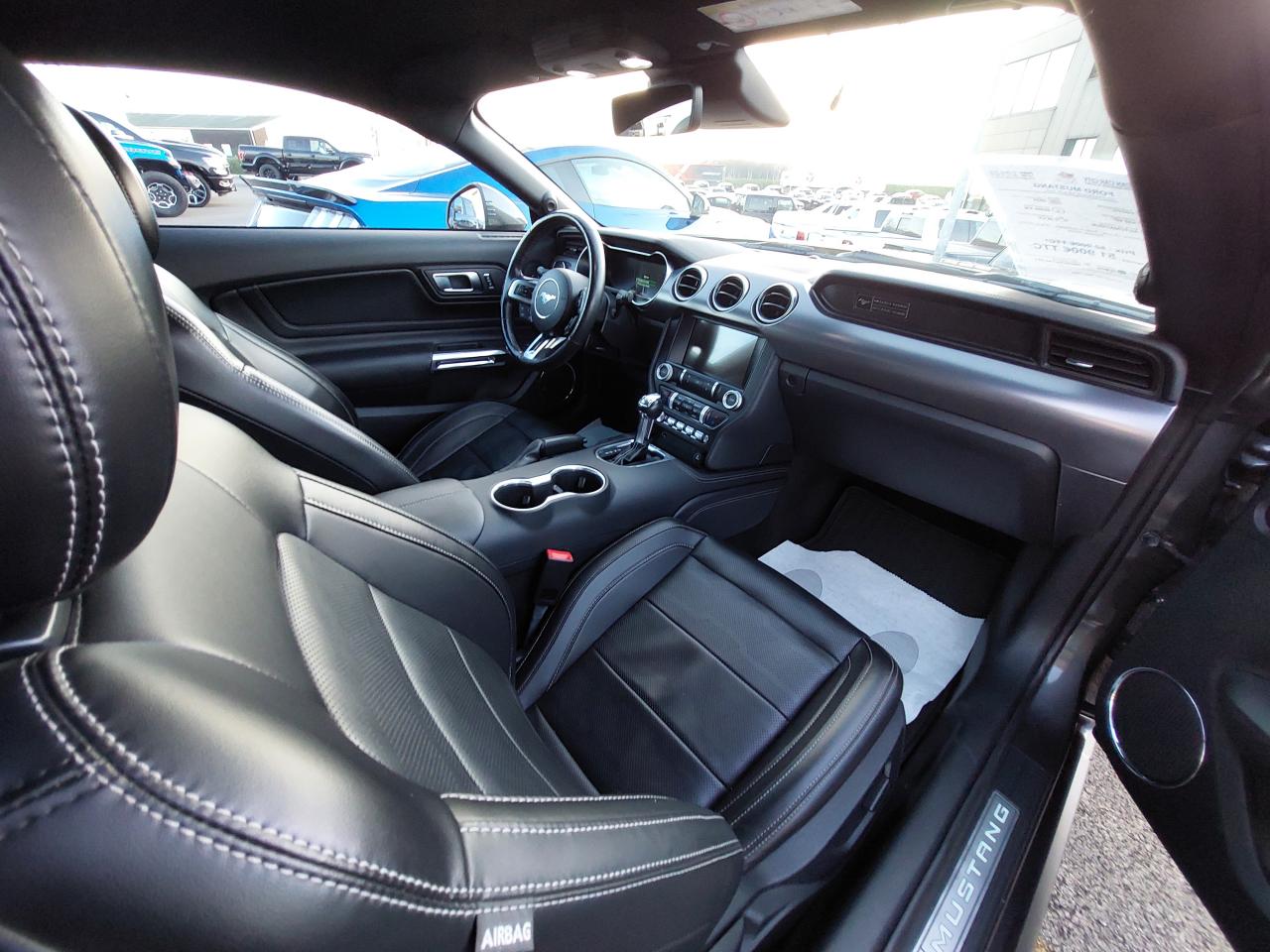 FORD MUSTANG GT Fastback V8 5.0L BVA