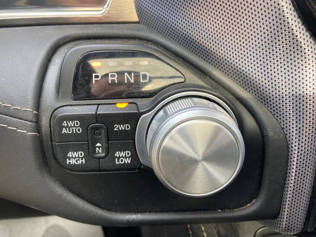 DODGE RAM 1500 CREW CAB LIMITED AIR