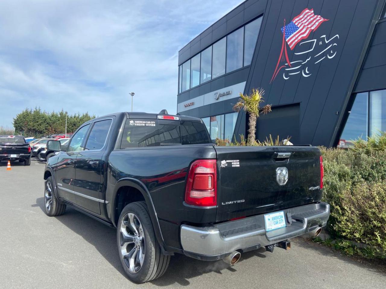 DODGE RAM 1500 CREW CAB LIMITED AIR