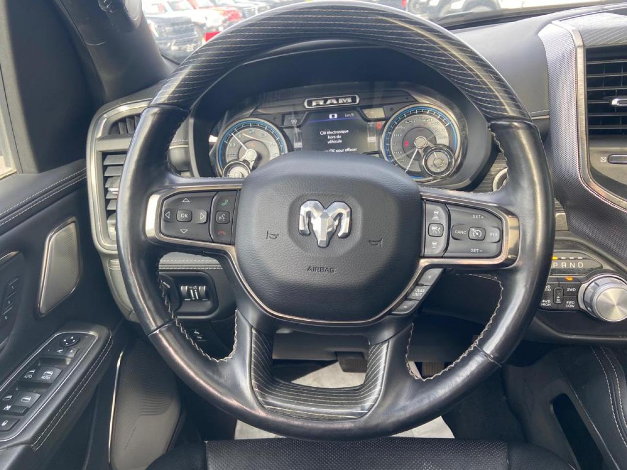 DODGE RAM 1500 CREW CAB LIMITED AIR