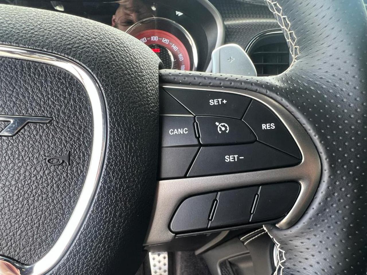 DODGE CHALLENGER SRT HELLCAT V8 6.2L 707ch