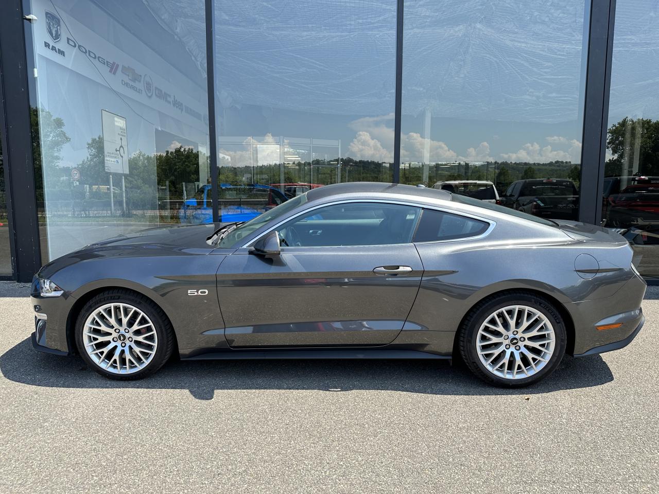 FORD MUSTANG Fastback 5.0 V8 Ti-VCT - 450 GT