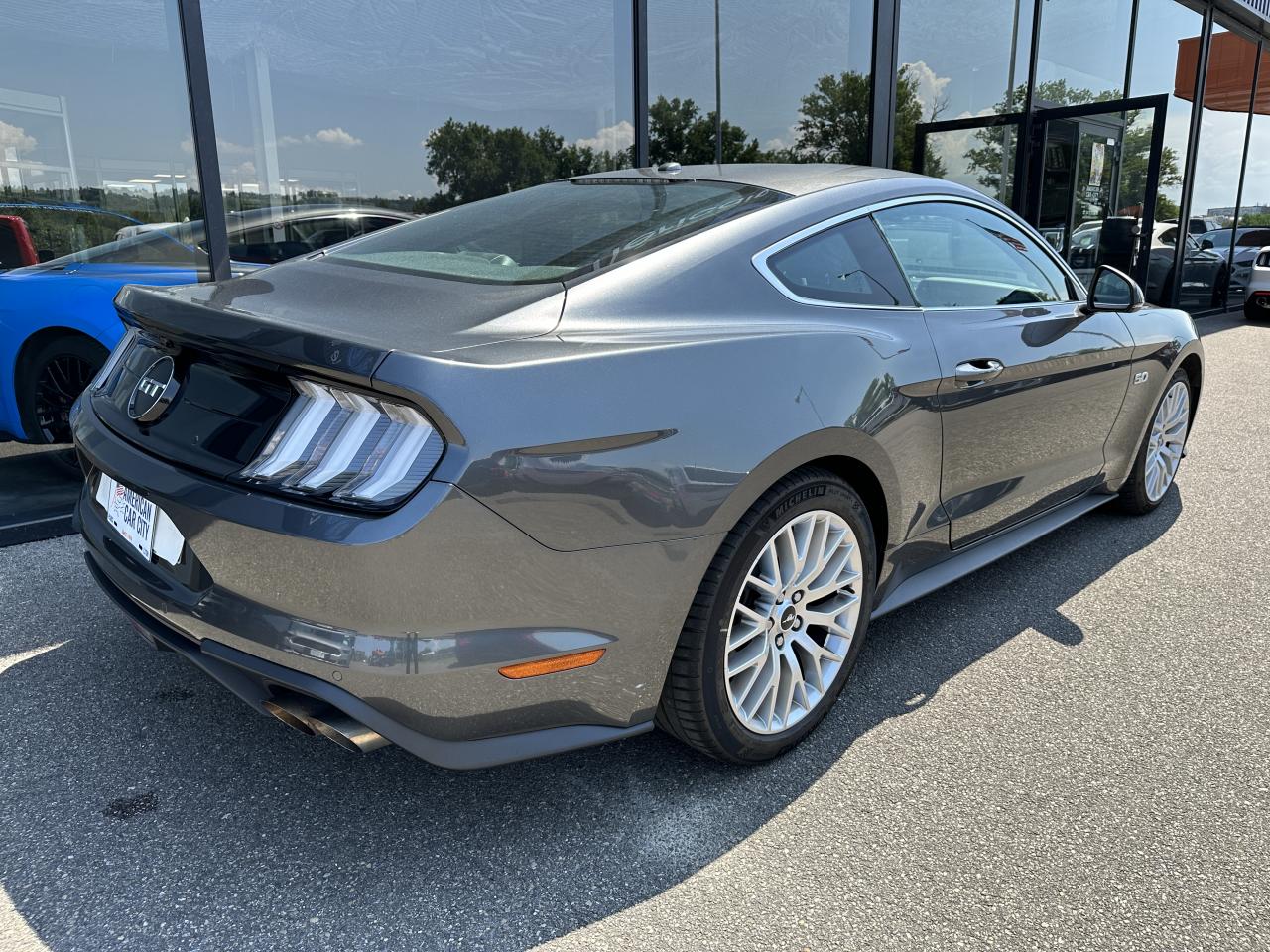 FORD MUSTANG Fastback 5.0 V8 Ti-VCT - 450 GT