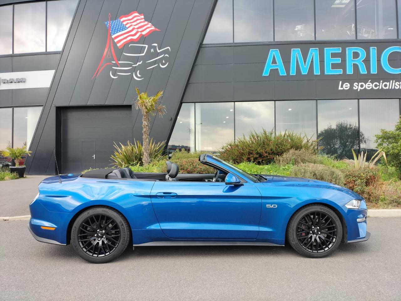FORD MUSTANG GT CABRIOLET V8 5.0L