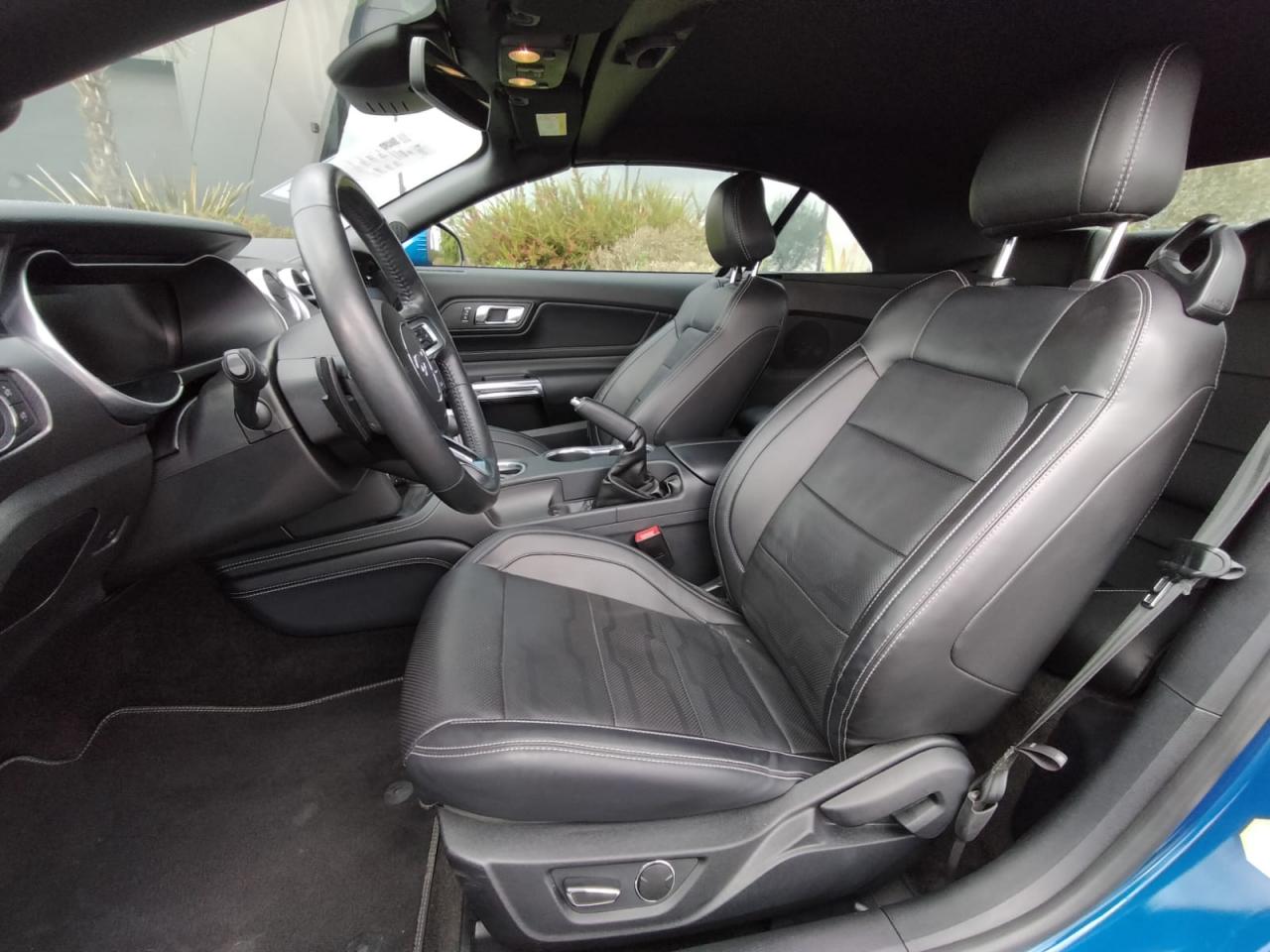 FORD MUSTANG GT CABRIOLET V8 5.0L