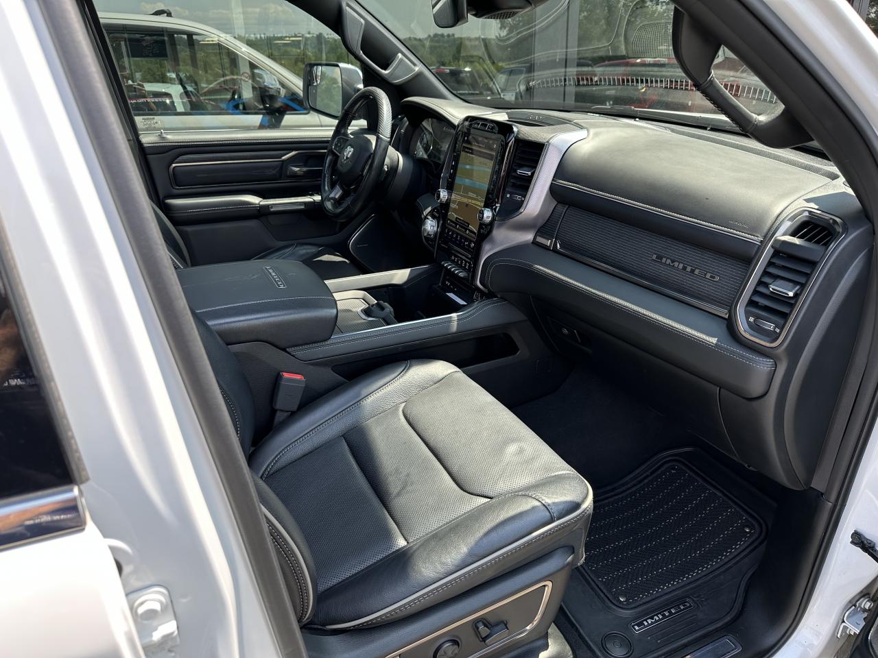 DODGE RAM 1500 CREW CAB LIMITED
