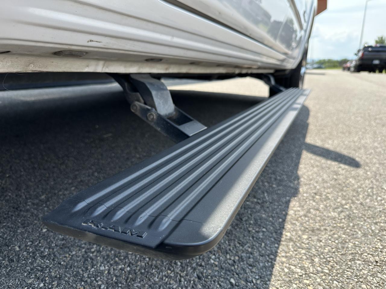DODGE RAM 1500 CREW CAB LIMITED