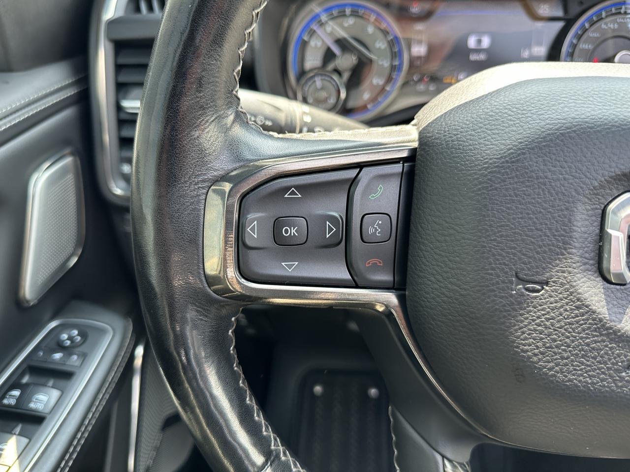 DODGE RAM 1500 CREW CAB LIMITED