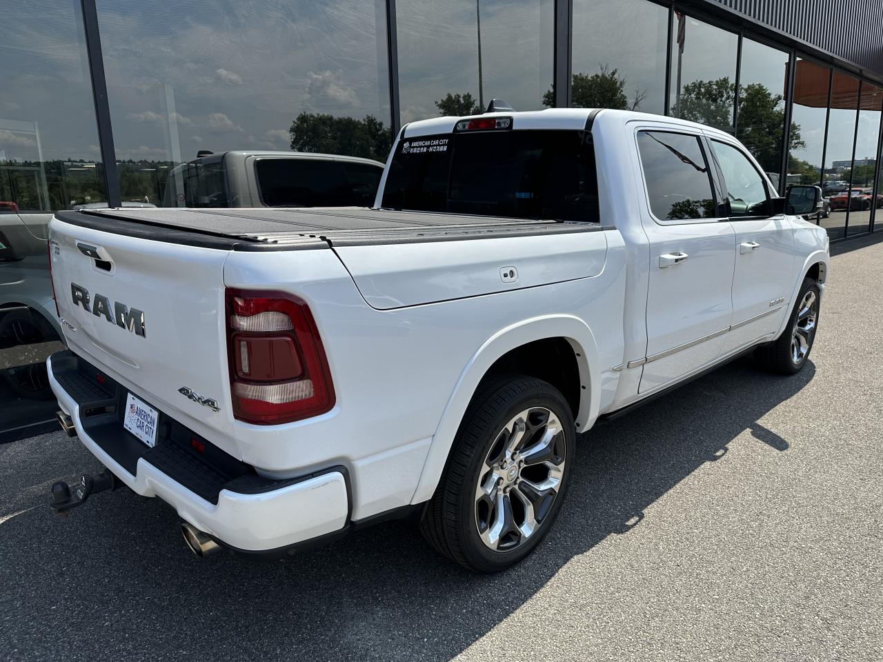 DODGE RAM 1500 CREW CAB LIMITED