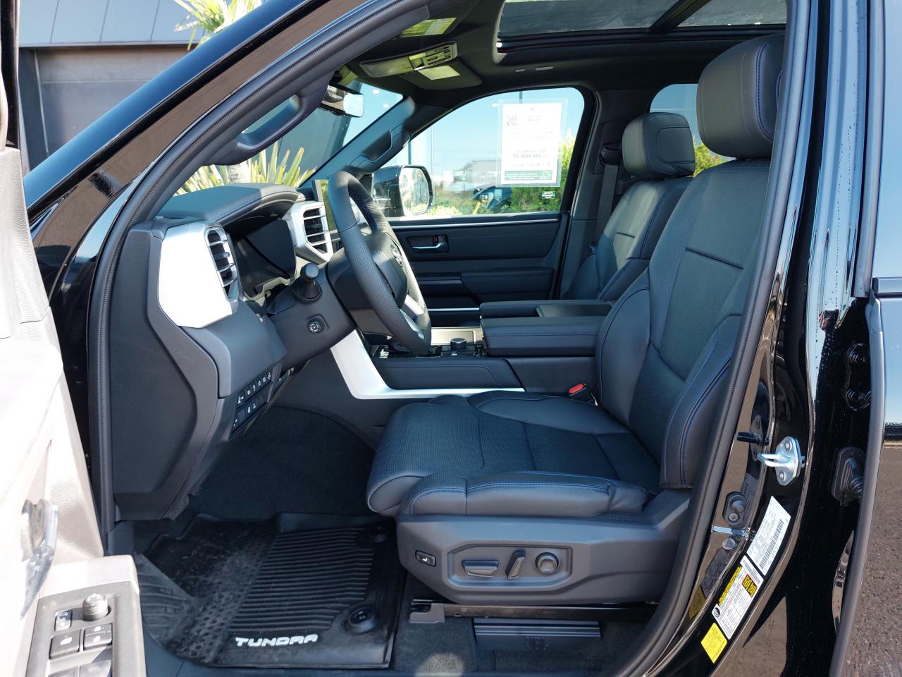 TOYOTA TUNDRA Crewmax PLATINUM