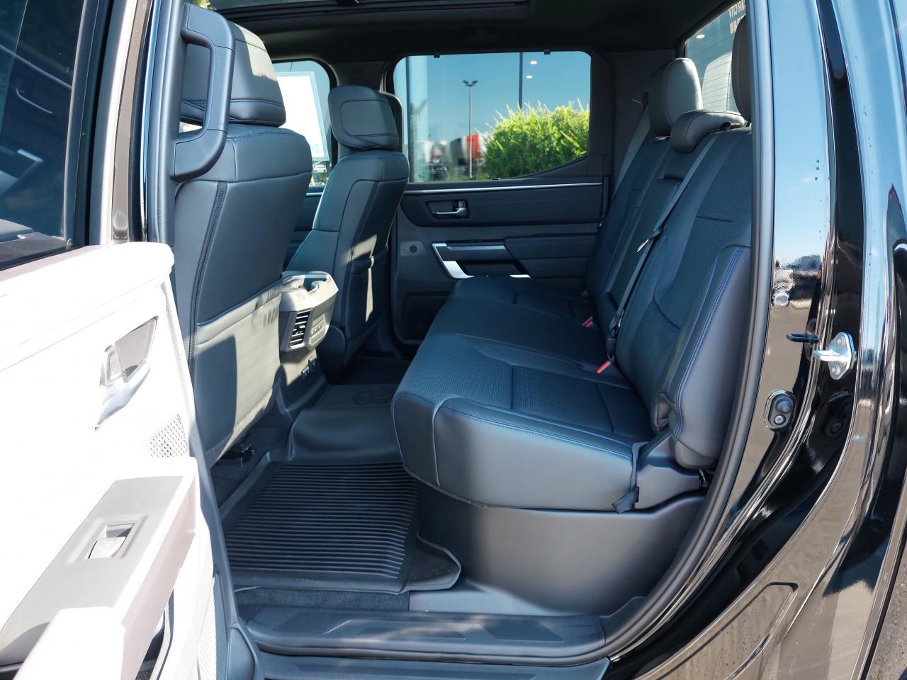 TOYOTA TUNDRA Crewmax PLATINUM