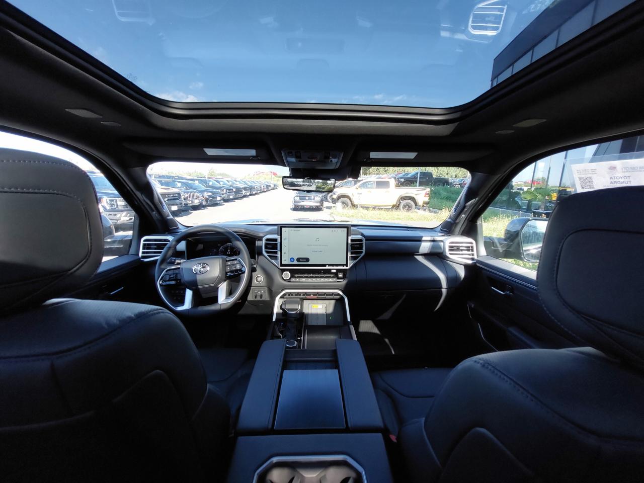 TOYOTA TUNDRA Crewmax PLATINUM