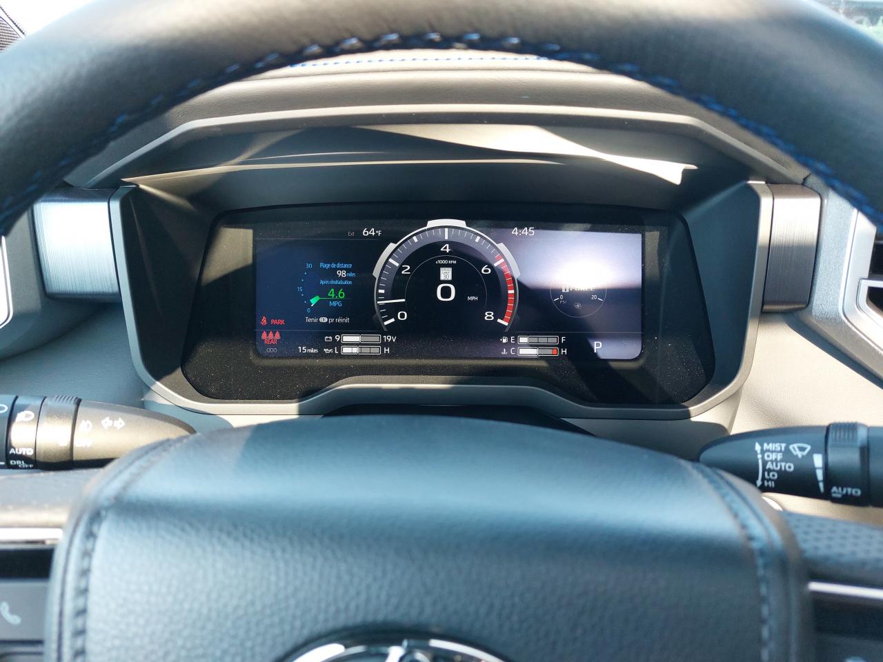 TOYOTA TUNDRA Crewmax PLATINUM
