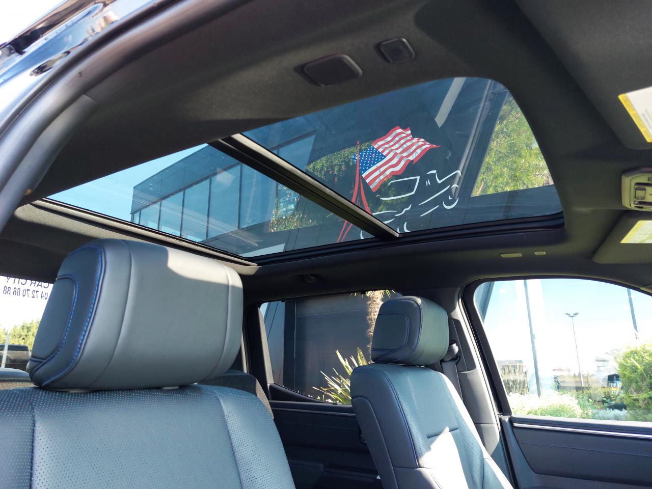 TOYOTA TUNDRA Crewmax PLATINUM