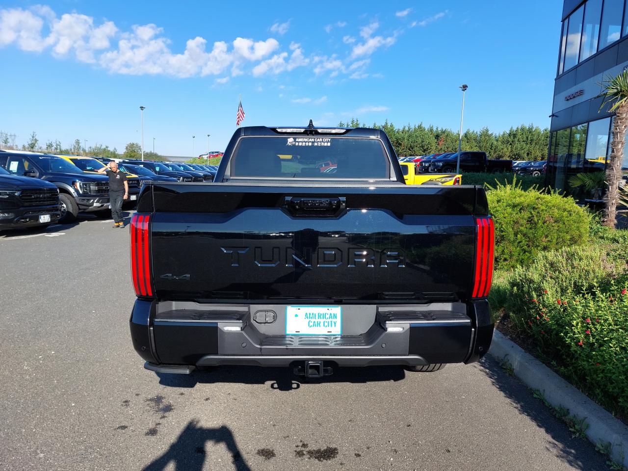 TOYOTA TUNDRA Crewmax PLATINUM