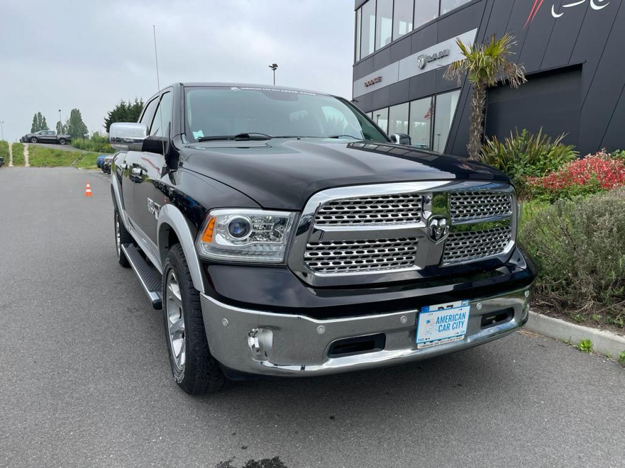 DODGE RAM 1500 crew Laramie ECODIESEL V6 3.0L