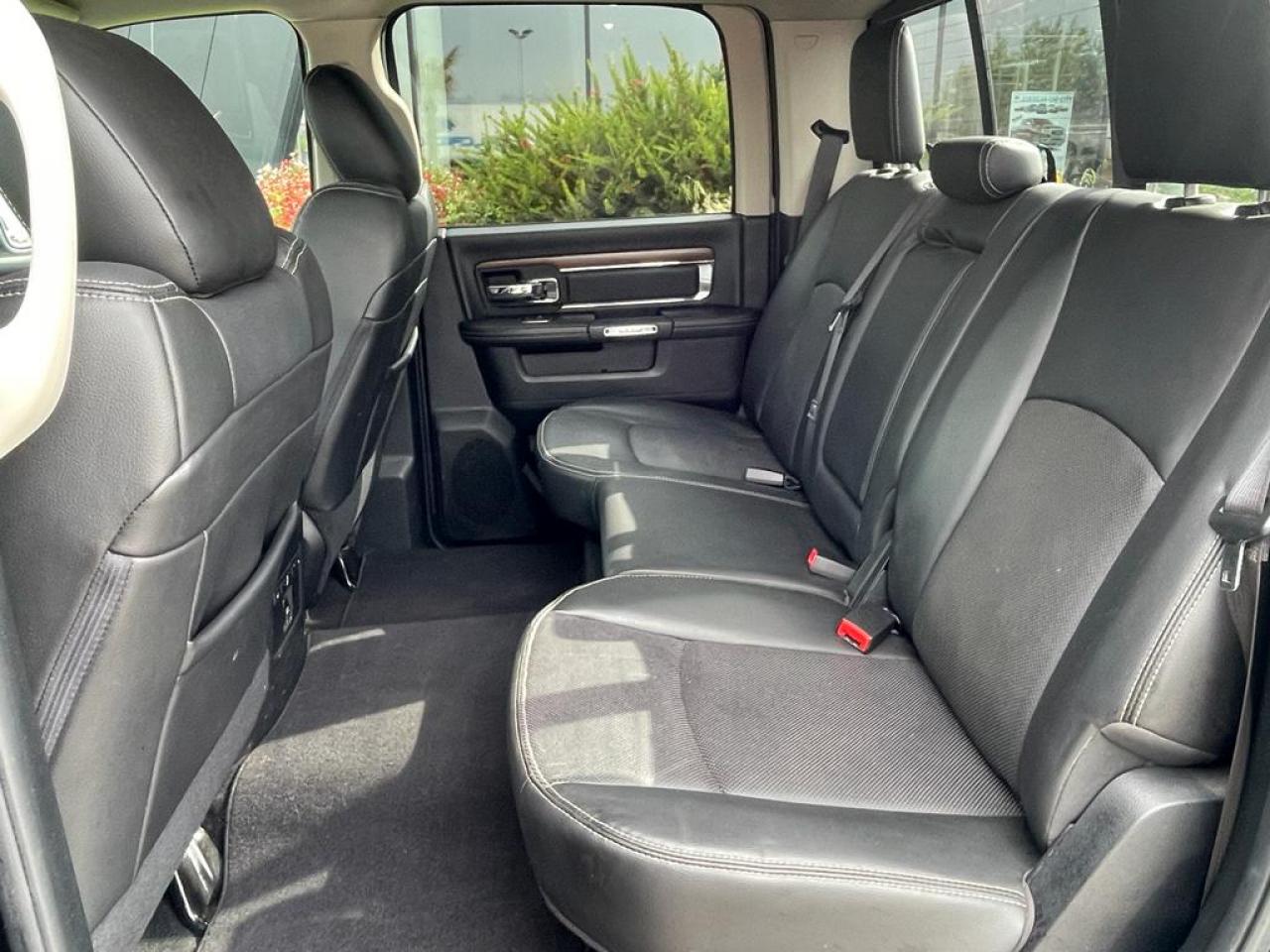 DODGE RAM 1500 crew Laramie ECODIESEL V6 3.0L