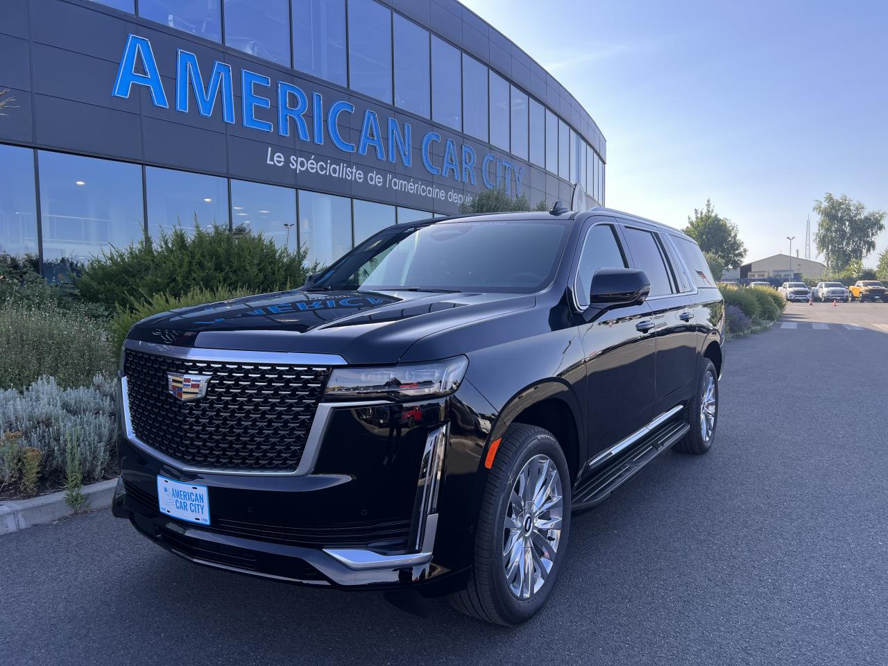 CADILLAC ESCALADE ESV Premium Luxury V8 6.2L