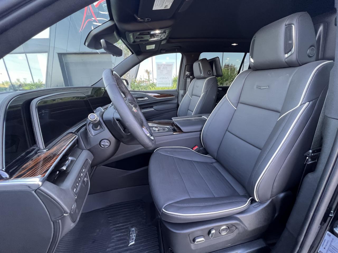 CADILLAC ESCALADE ESV Premium Luxury V8 6.2L
