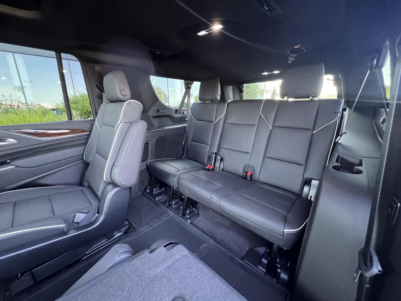 CADILLAC ESCALADE ESV Premium Luxury V8 6.2L