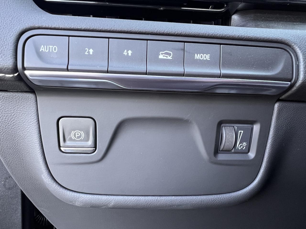 CADILLAC ESCALADE ESV Premium Luxury V8 6.2L