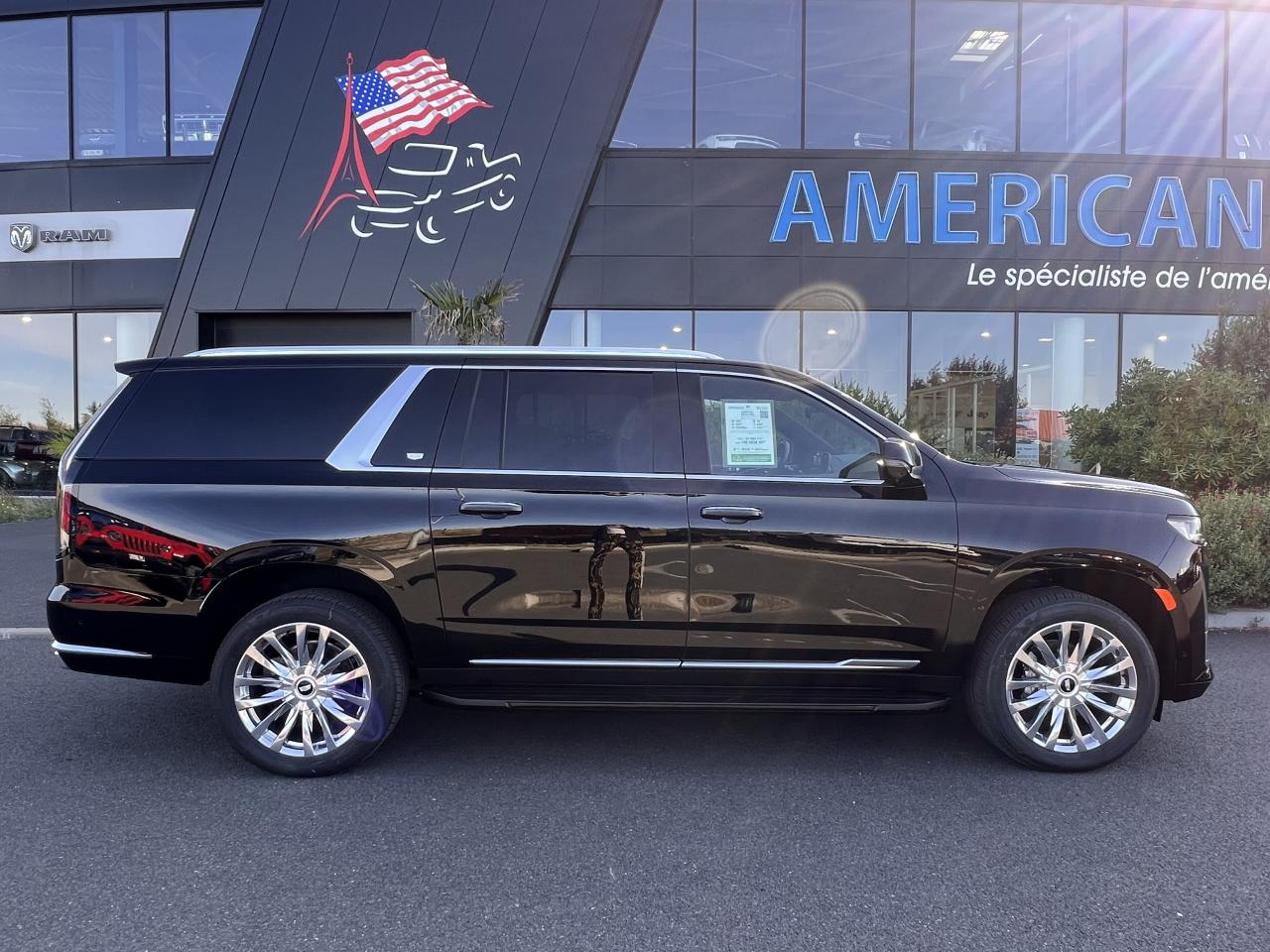 CADILLAC ESCALADE ESV Premium Luxury V8 6.2L