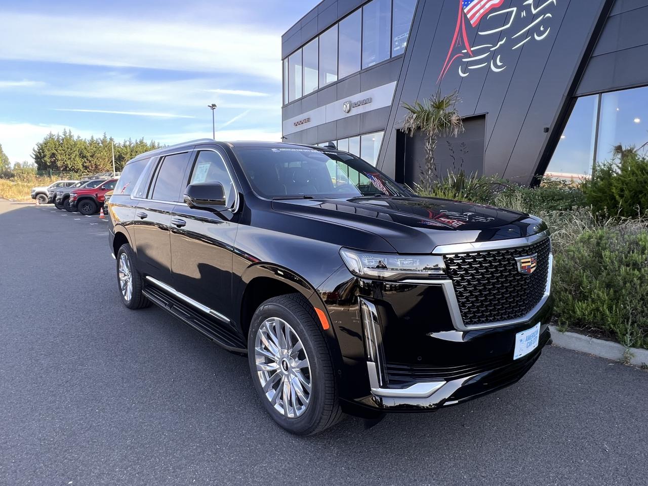 CADILLAC ESCALADE ESV Premium Luxury V8 6.2L