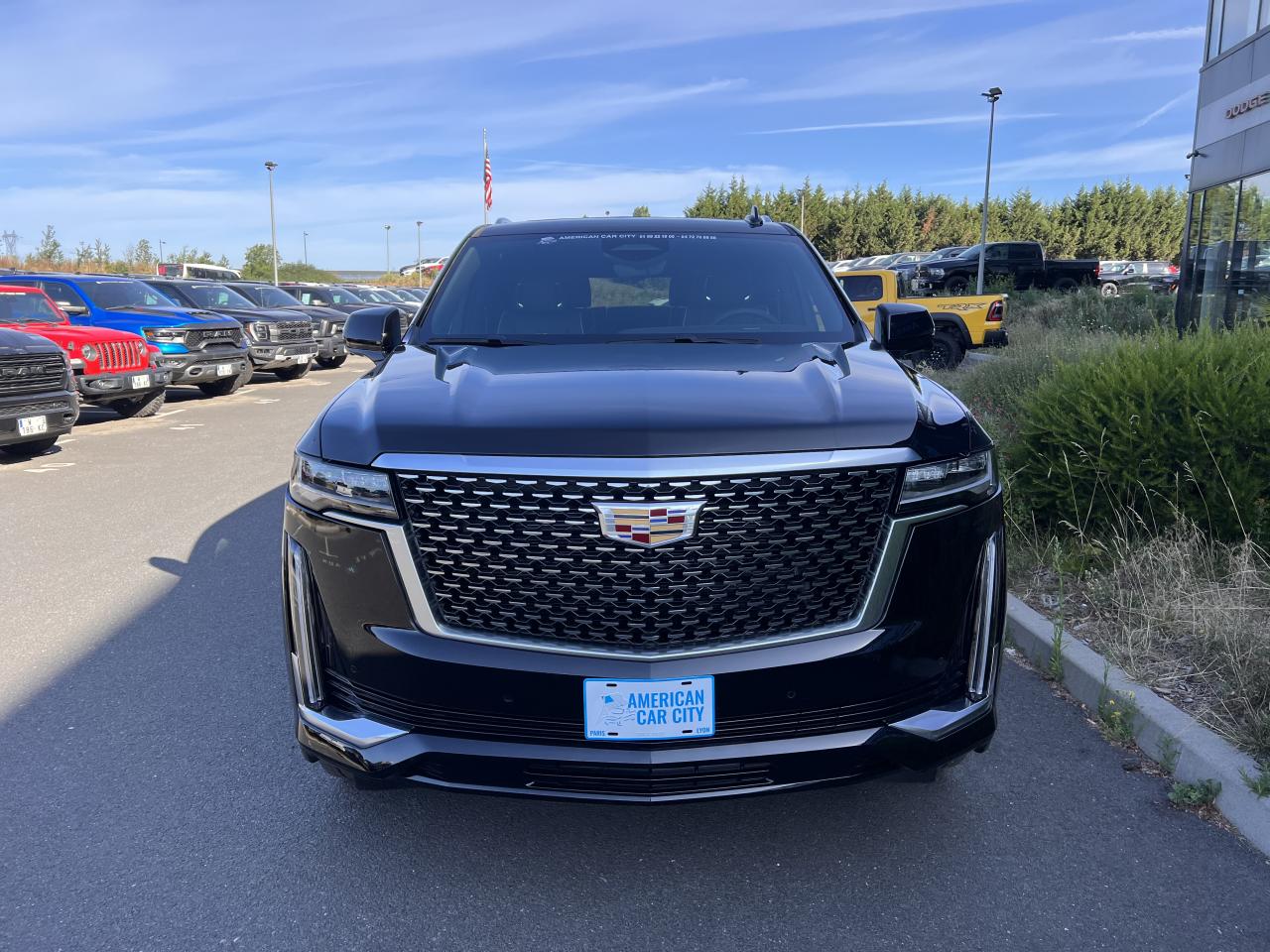 CADILLAC ESCALADE ESV Premium Luxury V8 6.2L