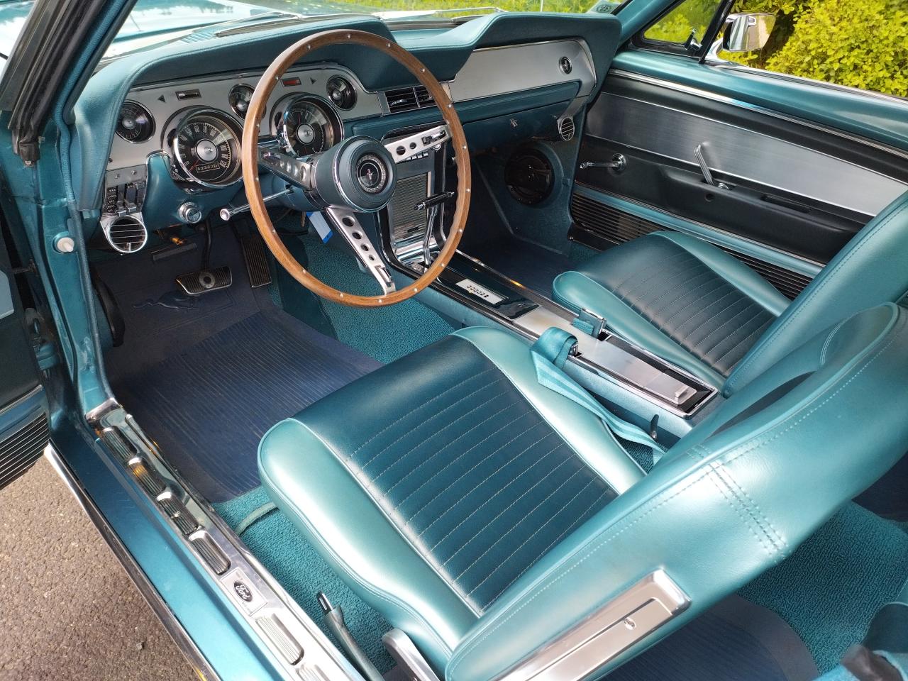 FORD MUSTANG 390 GTA FASTBACK