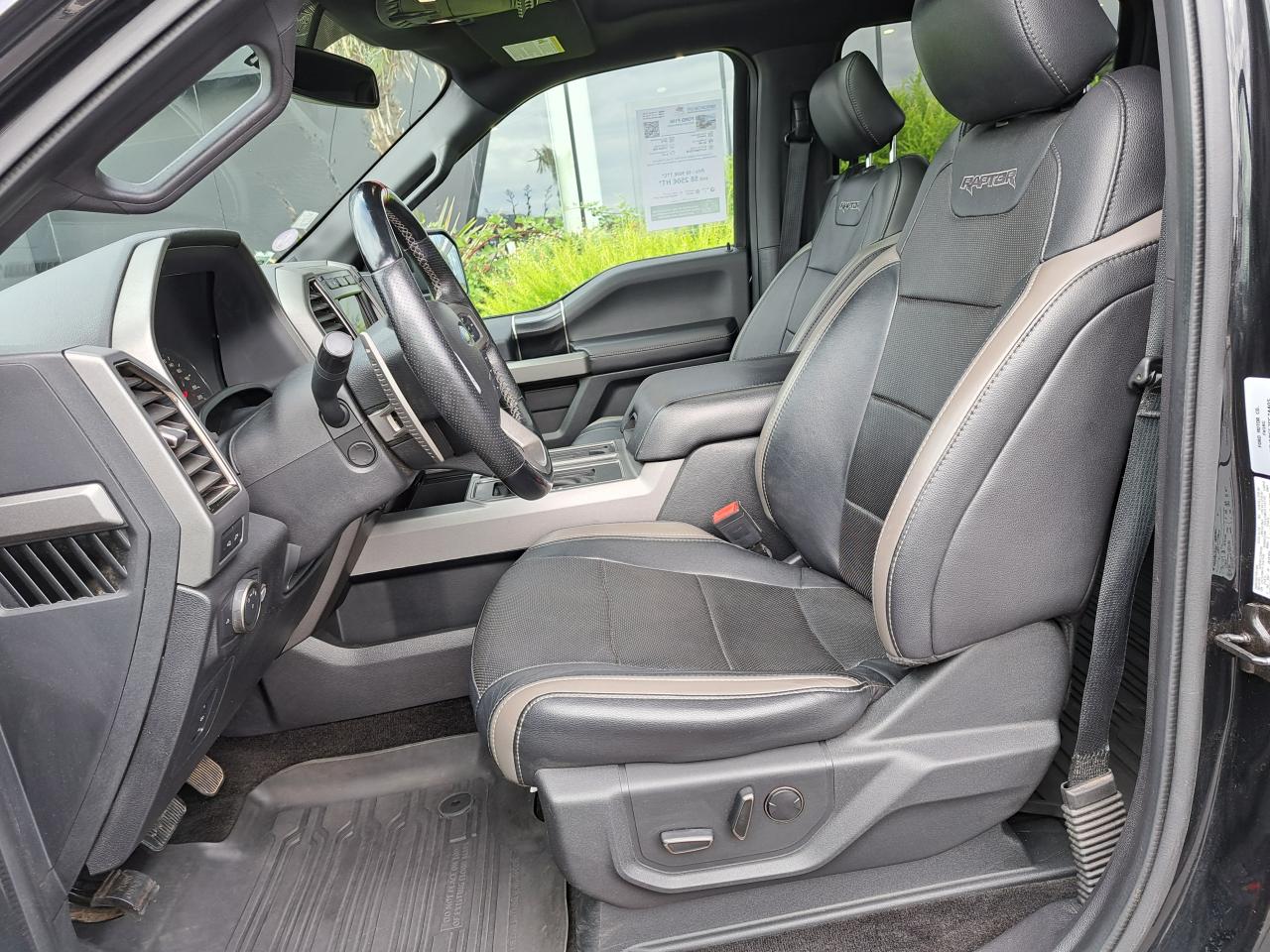 FORD F150 RAPTOR SUPERCREW