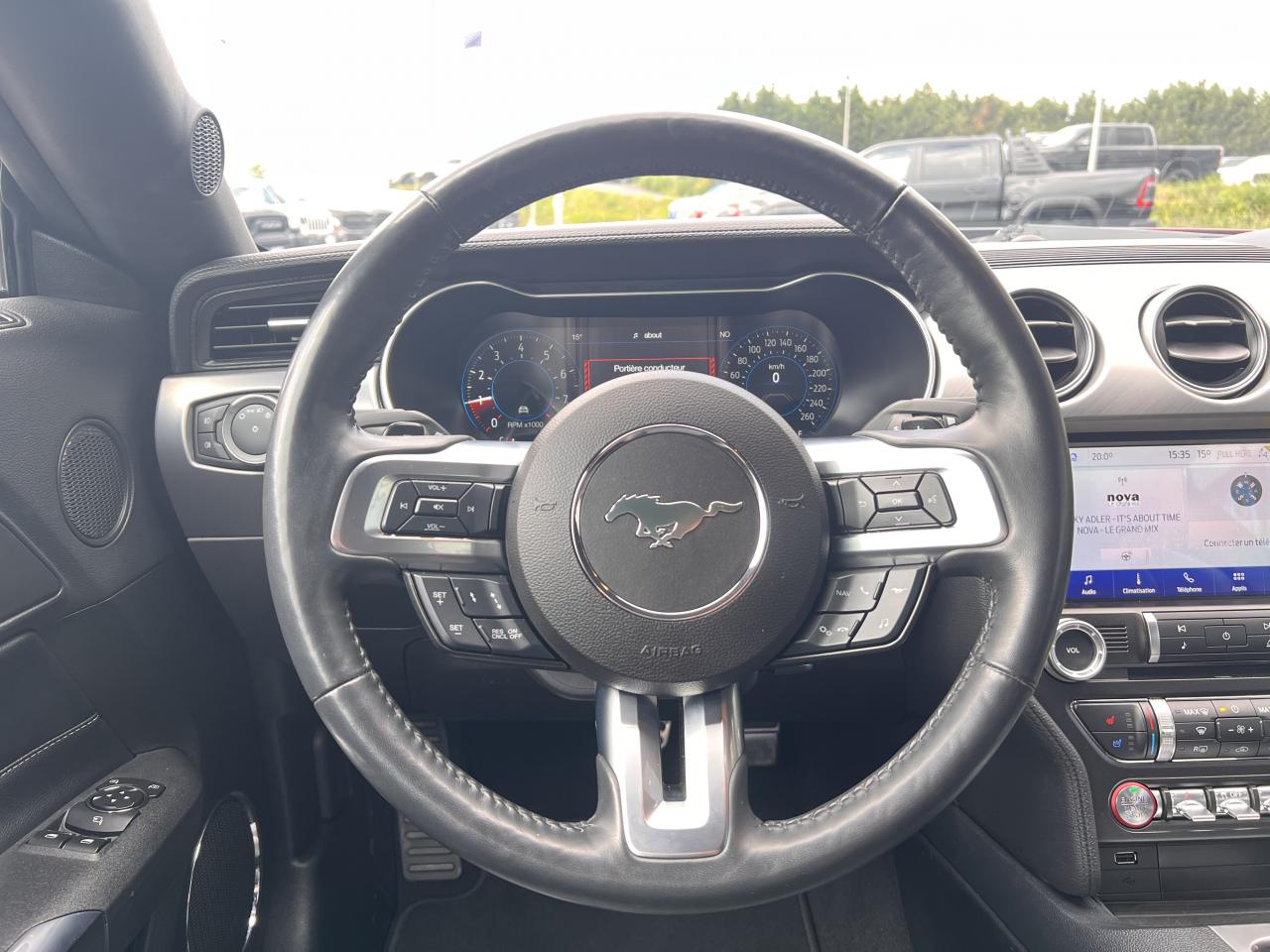 FORD MUSTANG GT fastback V8 5.0L