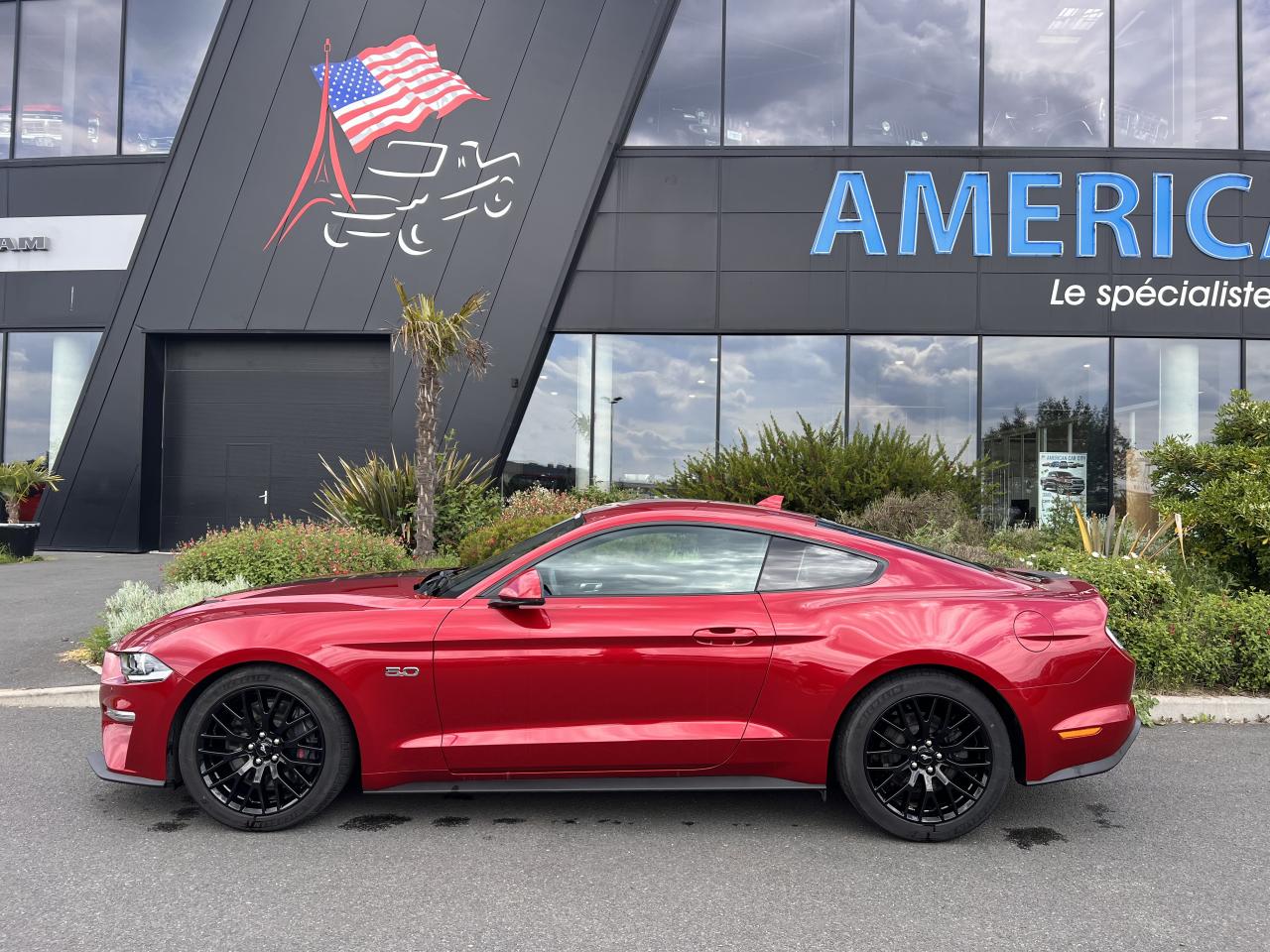FORD MUSTANG GT fastback V8 5.0L