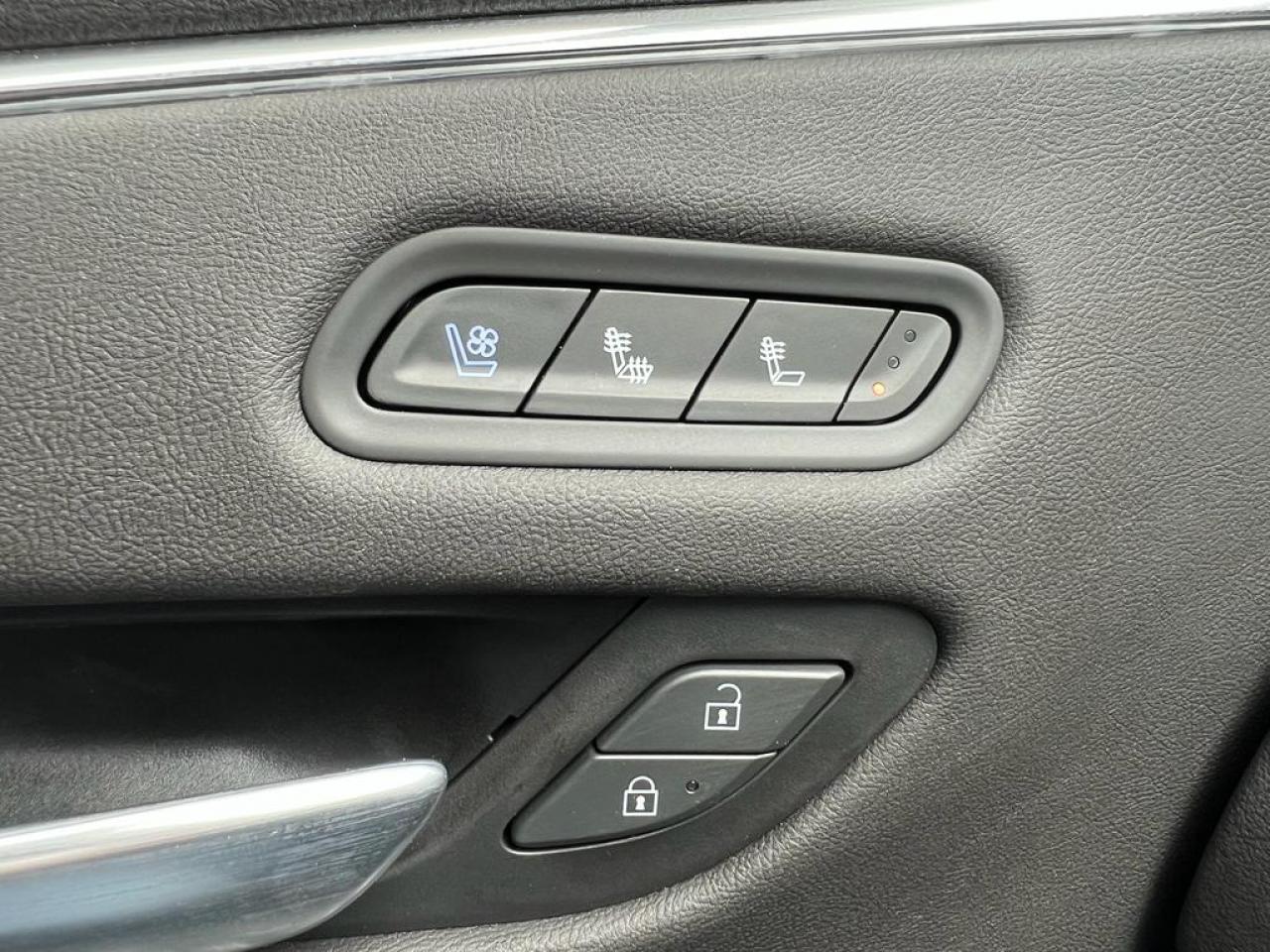 CADILLAC ESCALADE ESV Premium Luxury V8 6.2L CTTE Fourgon