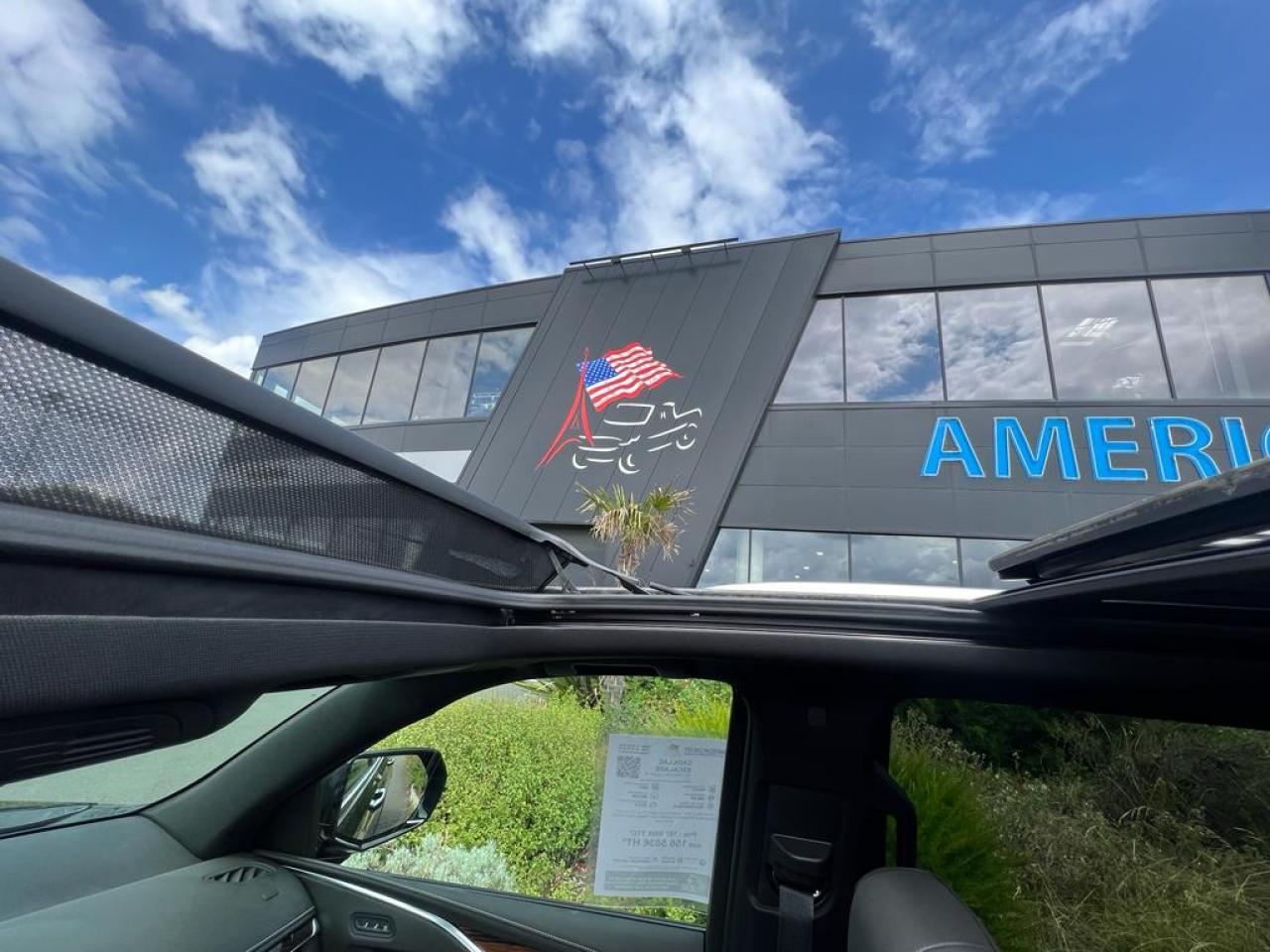 CADILLAC ESCALADE ESV Premium Luxury V8 6.2L CTTE Fourgon
