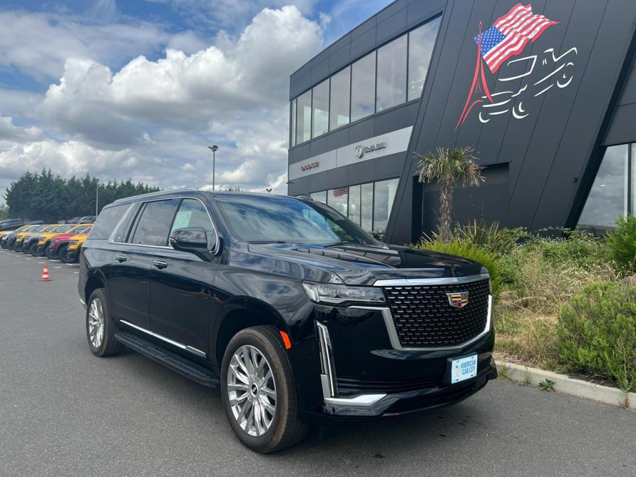 CADILLAC ESCALADE ESV Premium Luxury V8 6.2L CTTE Fourgon
