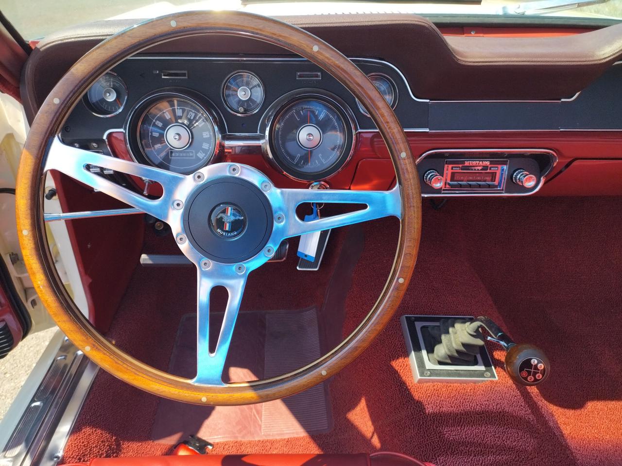 FORD MUSTANG CONVERTIBLE code C